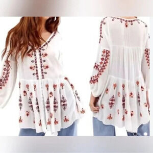 Free People Ariana White and Red embroidered tunic top size X Small